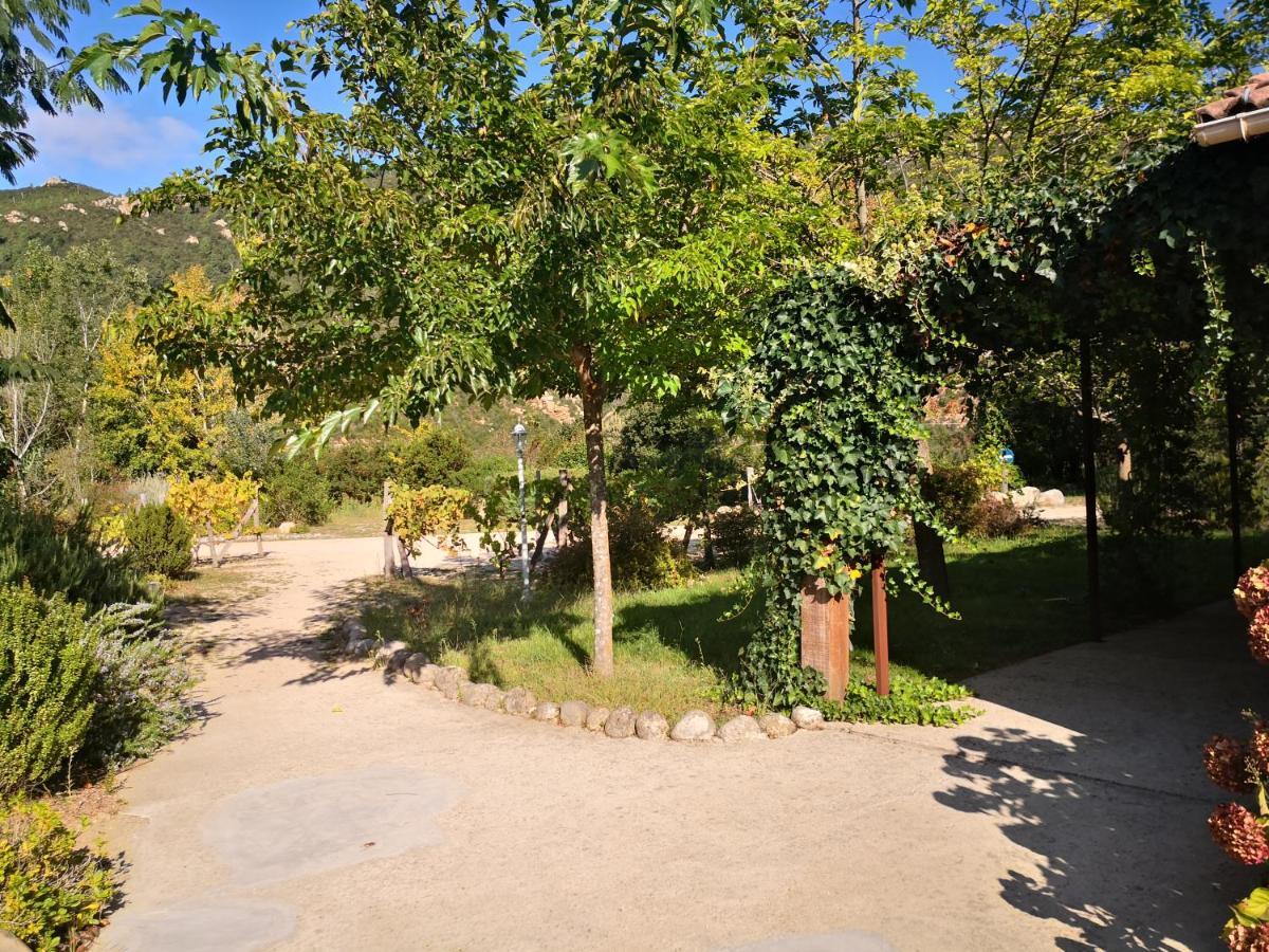 Bed and Breakfast L'Ogliastru Ucciani Екстер'єр фото