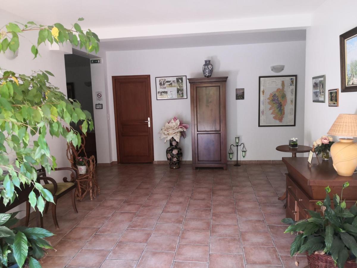 Bed and Breakfast L'Ogliastru Ucciani Екстер'єр фото